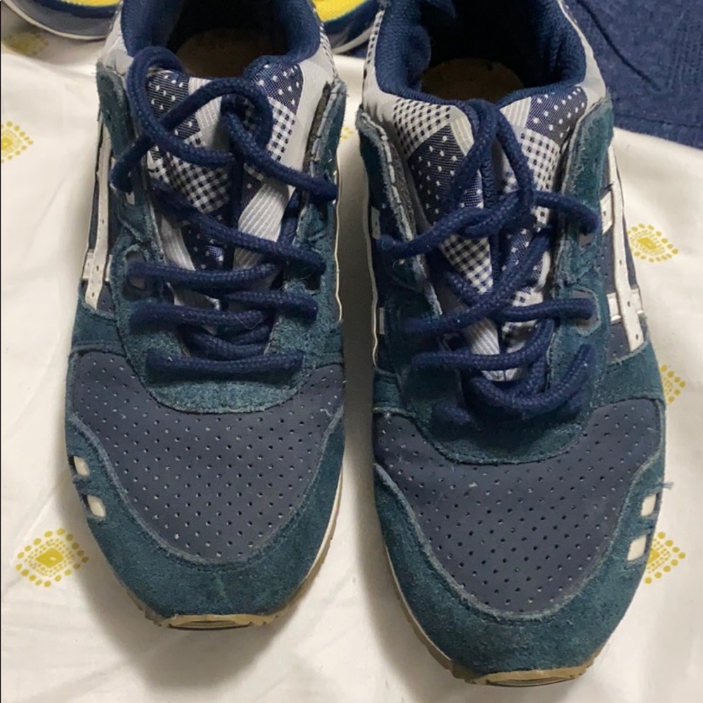 ASICS